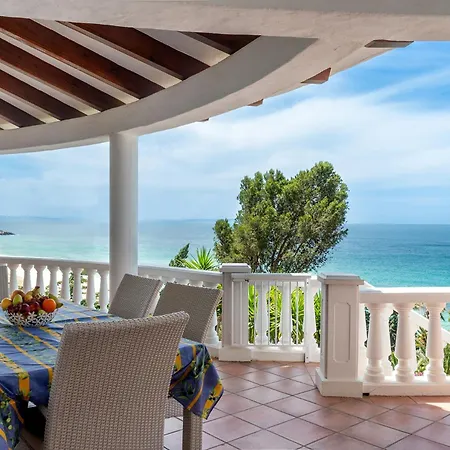 Miramar Holiday home *
